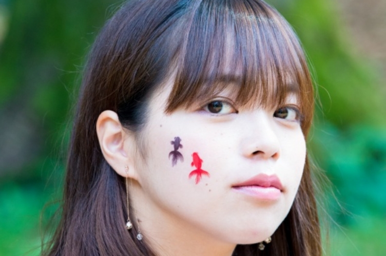 ふぇいすぺいんと顔処 