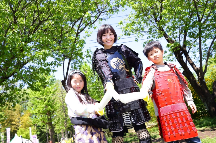 甲冑着付け体験 